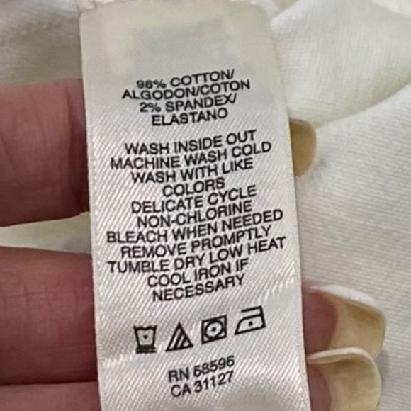 (4-126) NWT DKNY White Denim Jean Vest w/Hobnails - Picture 4 of 11